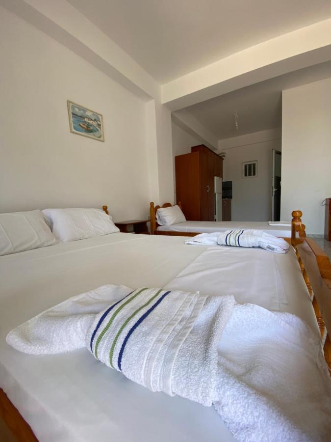 Henardi Apartments Ksamil Exterior foto